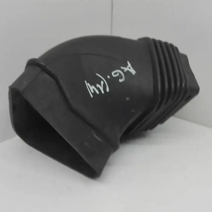 Audi A6 S6 C6 4F (2004 - 2008) 4F0129739B Детали воздухозаборника — фото 2