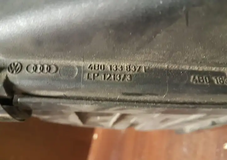 Audi A6 S6 C5 4B (2001 - 2004) 4B0133837F Корпус воздушного фильтра — фото 4