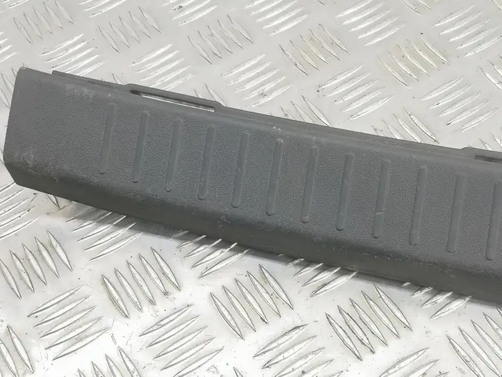 Toyota Corolla Verso AR10 (2004 - 2009) 647160F010 Внутренняя отделка заднего порога — фото 6