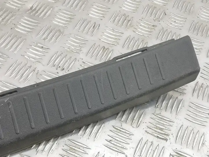 Toyota Corolla Verso AR10 (2004 - 2009) 647160F010 Внутренняя отделка заднего порога — фото 8