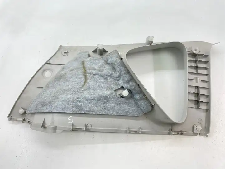 Toyota Corolla Verso AR10 (2004 - 2009) 624700F010 Обшивка стойки C — фото 10