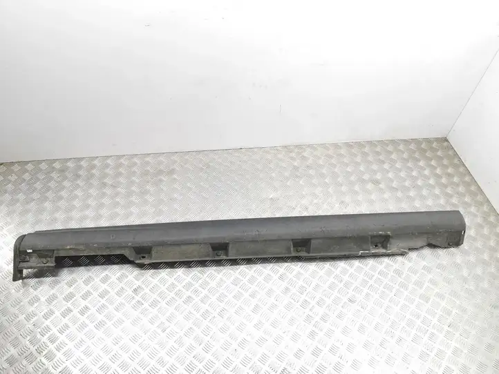 Ford Focus (2011 - 2015) Порог кузова — фото 1