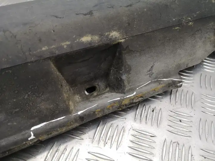 Ford Focus (2011 - 2015) Порог кузова — фото 11
