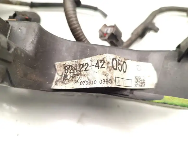 Toyota RAV 4 (XA30) (2006 - 2016) 82122-42050 Проводка двигателя — фото 7