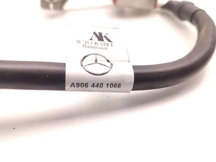 Mercedes-Benz Sprinter W906 (2006 - 2018) A9064401066 Плюсовой провод аккумулятора — фото 6