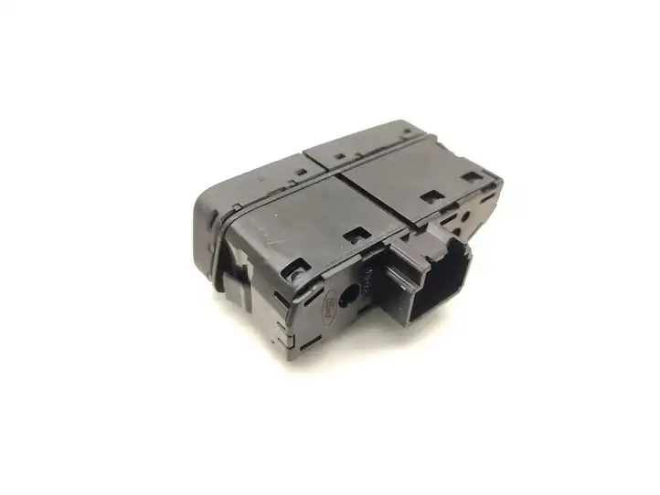 Ford Focus (2011 - 2015) AM5T-18C621-AB Кнопка обогрева стекла — фото 4