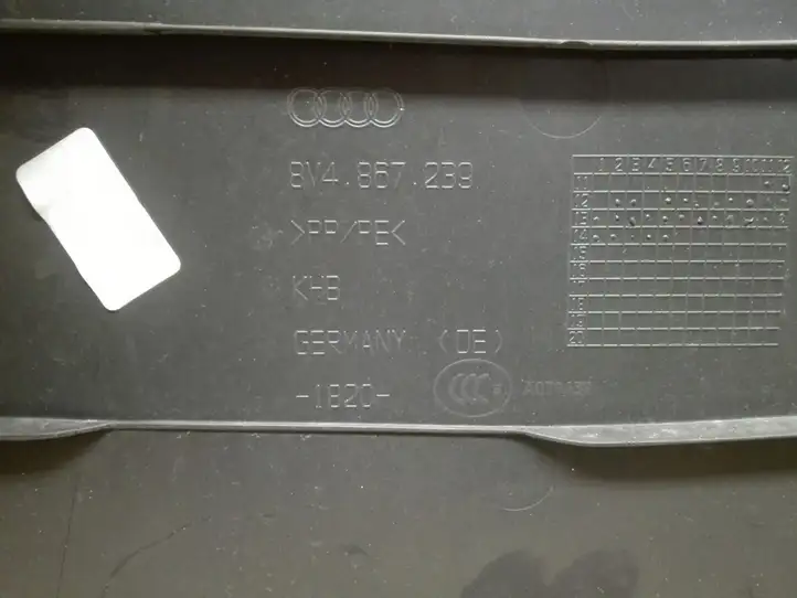Audi A3/S3 8V (2012 - 2016) 8V4867239 Нижняя обшивка стойки B — фото 4