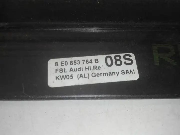 Audi A4 S4 B7 8E 8H (2004 - 2009) 8E0853764B Уплотнитель стекла задней двери — фото 5
