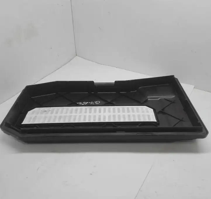 Audi Q7 4L (2005 - 2009) 7L0864643B Крышка ящика аккумулятора — фото 7
