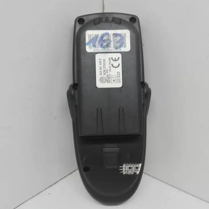 Volkswagen PASSAT B6 (2005 - 2010) 3C0051435B Блок GSM — фото 3