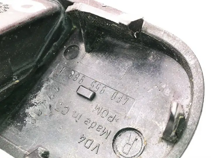 Audi A6 S6 C6 4F (2008 - 2011) 4F0955988B Форсунка омывателя лобового стекла — фото 3