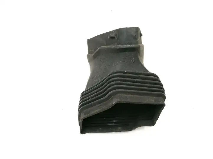 Audi A6 S6 C6 4F (2004 - 2008) 4F0129739B Детали воздухозаборника — фото 1