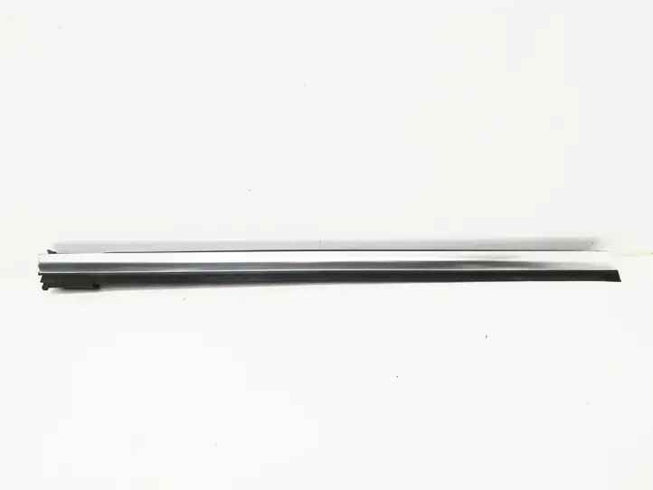 Audi A4 S4 B7 8E 8H (2004 - 2009) 8H0839477 Облицовка заднего бокового стекла — фото 1