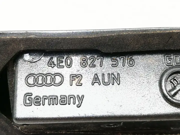Audi A8 S8 D3 4E (2005 - 2007) 4E0827576 Подсветка номера — фото 7