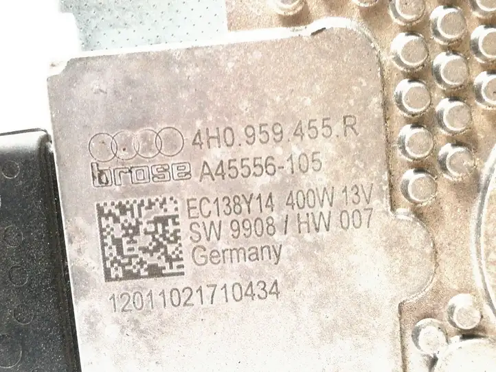Audi A8 S8 D4 4H (2010 - 2014) 4H0959455R Электровентилятор радиатора — фото 7
