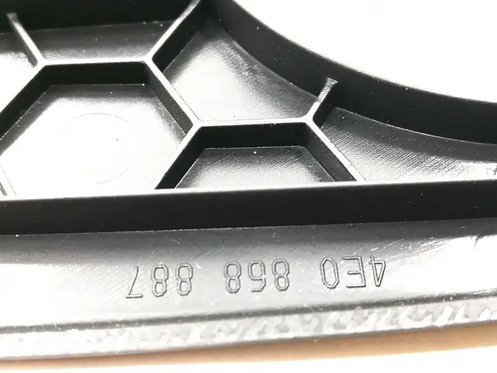 Audi A8 S8 D3 4E (2005 - 2007) 4E0868887 Накладка бокового динамика — фото 4