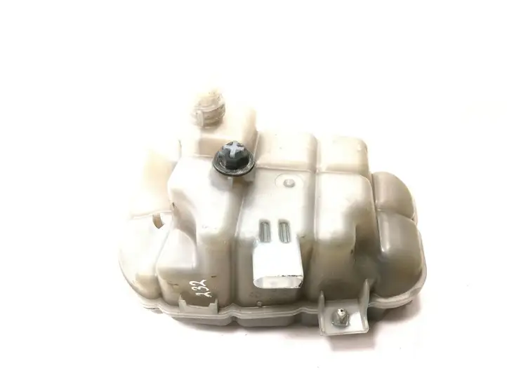 Audi A7 S7 4G (2010 - 2014) 4G0121403G Расширительный бачок — фото 3