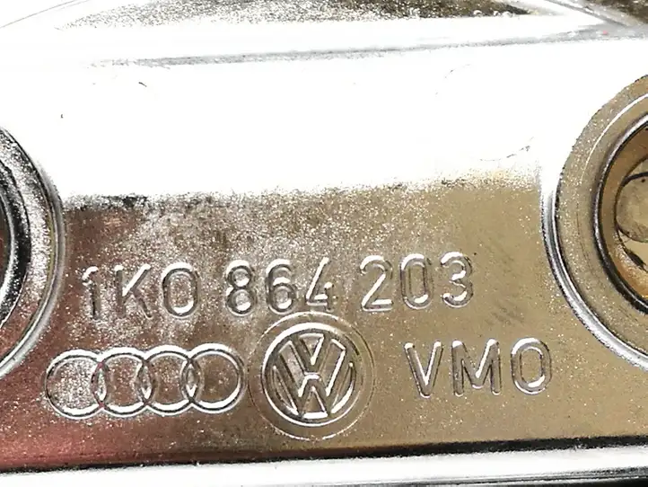 Audi A8 S8 D4 4H (2010 - 2014) 1K0864203 Держатель — фото 3