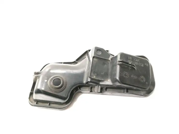 Audi A6 S6 C5 4B (2001 - 2004) 153814 Крышка фары — фото 2