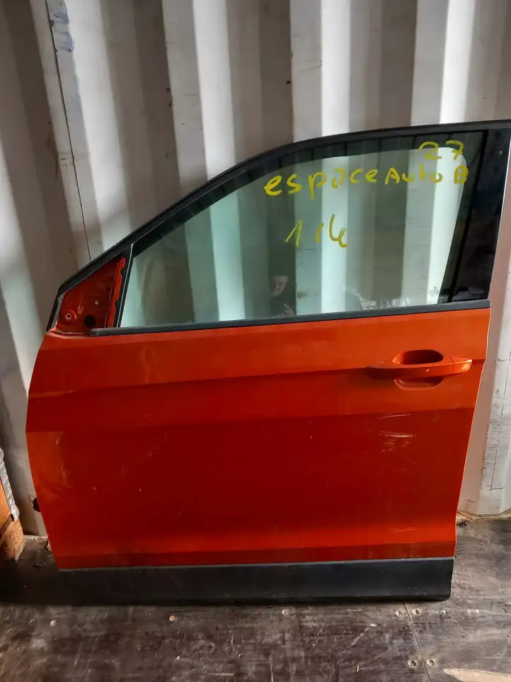 Volkswagen T-Cross (2017 - ) Дверь — фото 1