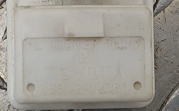 Toyota RAV 4 (XA40) (2012 - 2018) 8594202060 Реле омывателя фар — фото 3