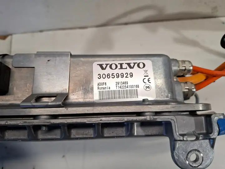 Volvo V60 (2013 - 2018) 30659929 Модуль беспроводной зарядки — фото 4