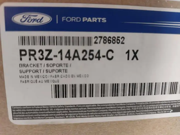 Ford Mustang VII (2023 - ) PR3Z14A254C Крышка ящика предохранителей — фото 4
