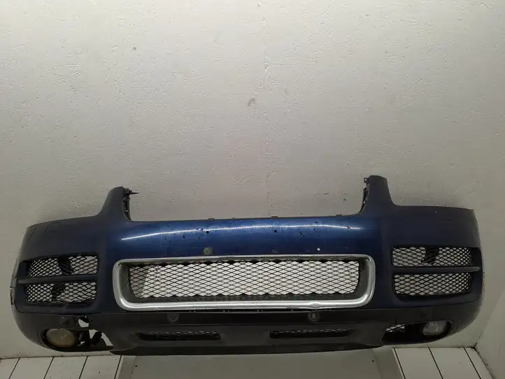 Volkswagen Touareg I (2002 - 2010)  7L6807061K Передний бампер