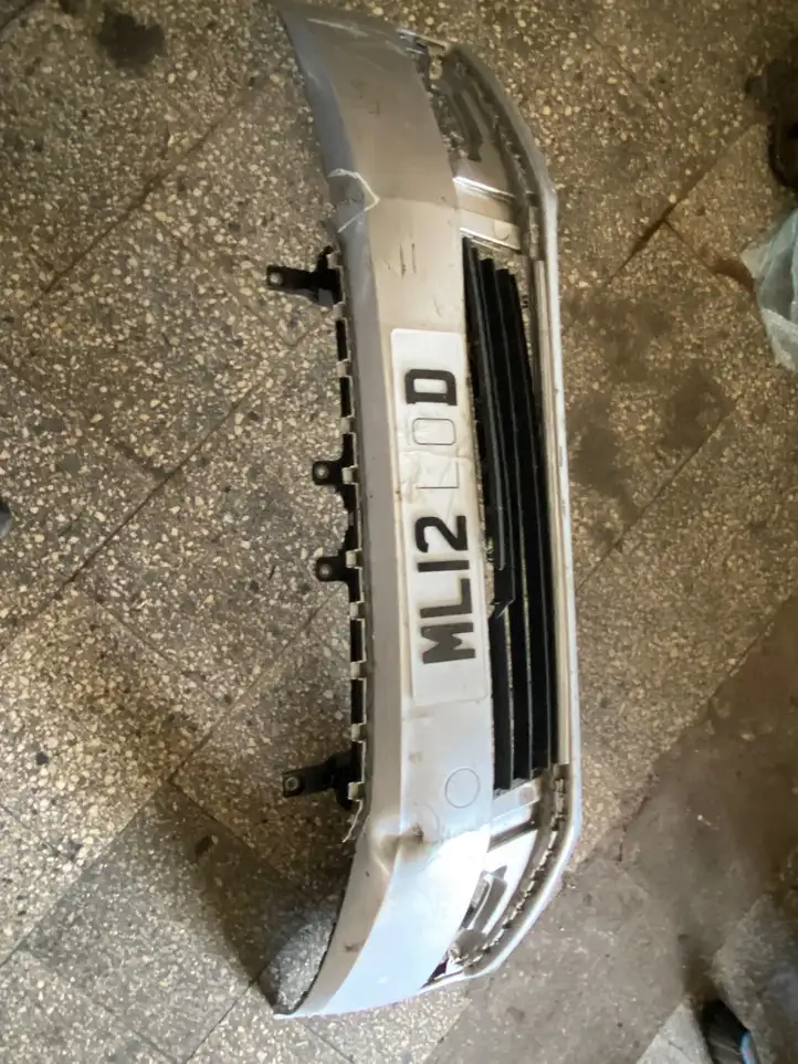 Volkswagen PASSAT B7 (2011 - 2014) Передний бампер — фото 1