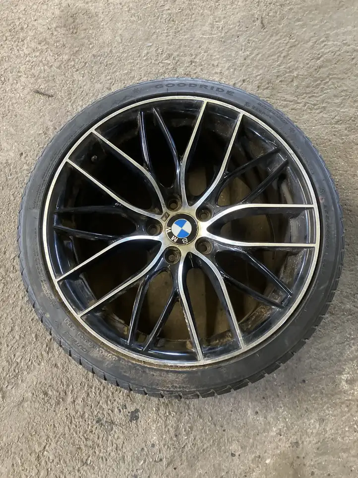 BMW 3 F30 F35 F31 (2012 - 2018) YSM549 Легкосплавный колесный диск R19 — фото 1
