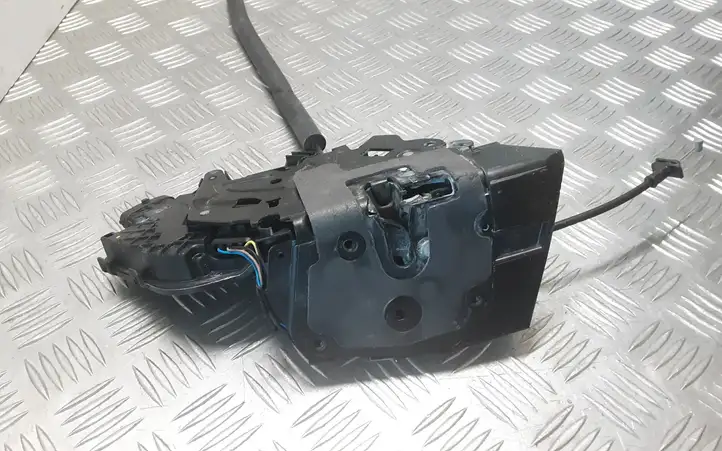 Land Rover Range Rover L405 (2012 - 2017) 93882810 Замок задней двери — фото 3