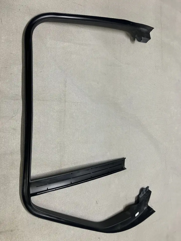 Land Rover Range Rover L405 (2012 - 2017) CK5225514A Накладка стекла задней двери — фото 5
