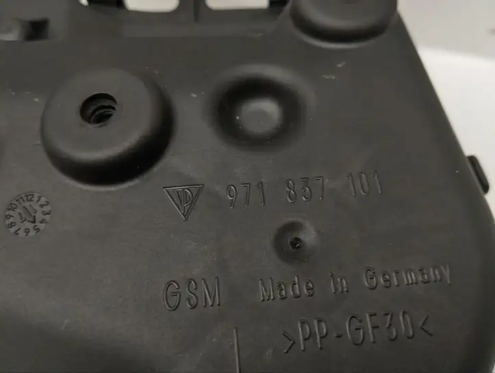 Porsche Panamera (2016 - 2020)  971837101 Замок задней двери