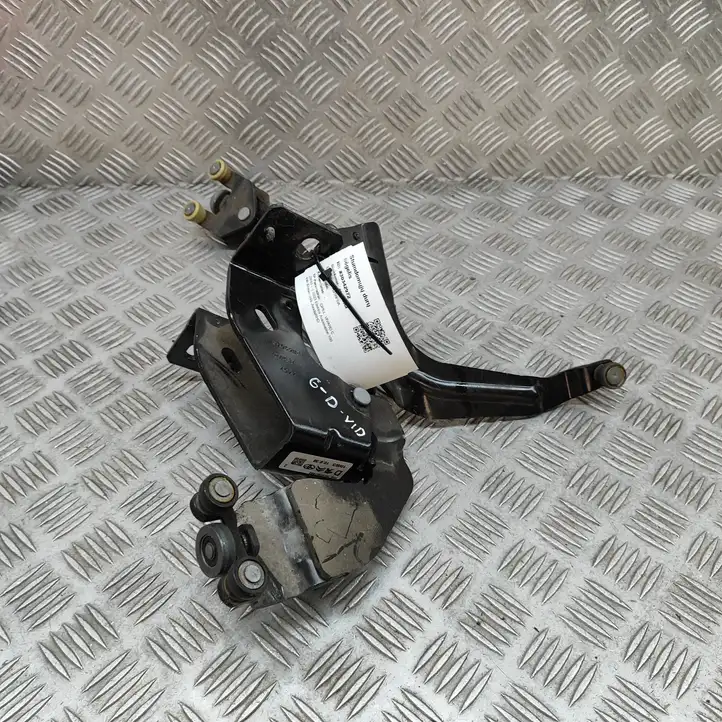 Opel Vivaro   9847162480 Верхняя направляющая ролика / верхняя петля