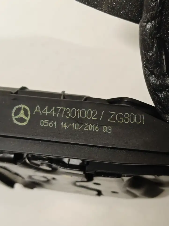 Mercedes-Benz Vito W447 A4477301002 Замок раздвижной двери — фото 2