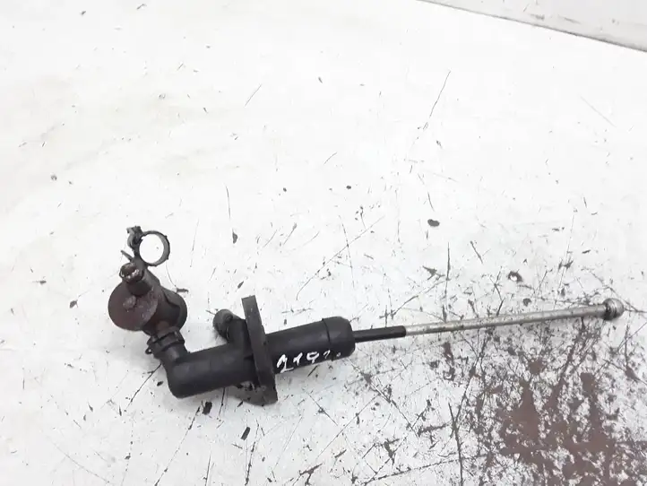 Fiat Bravo (2007 - 2014)   Главный цилиндр сцепления