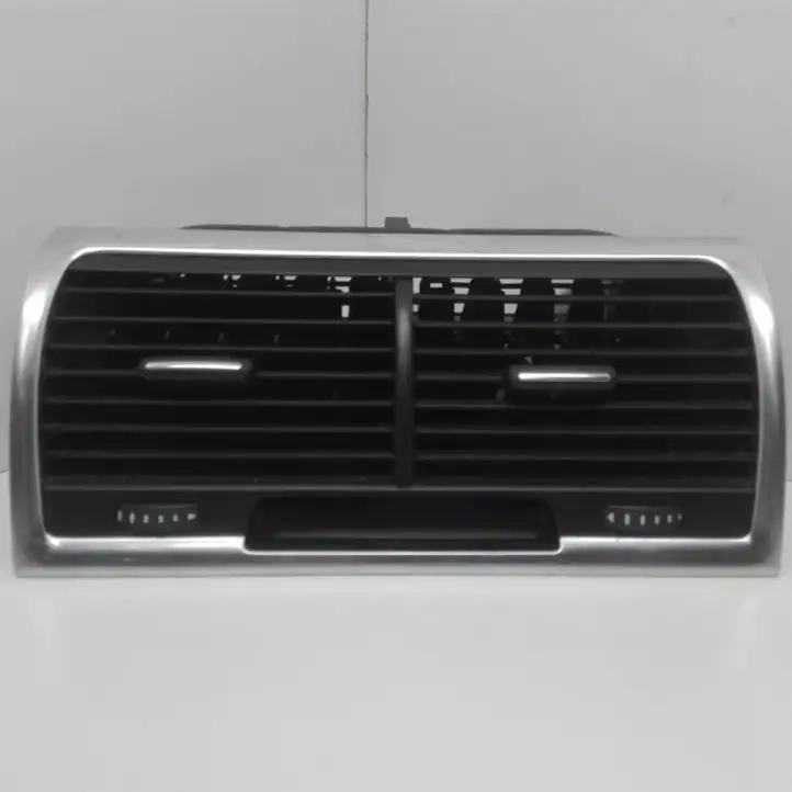 Audi Q7 4L (2005 - 2009) 4L0820951 Центральный воздушный дефлектор — фото 1