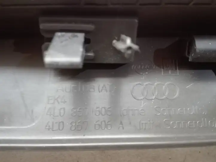Audi Q7 4L (2005 - 2009) 4L0867606 Прочая отделка багажника — фото 3