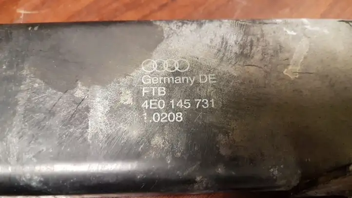 Audi A8 S8 D3 4E (2007 - 2010) 4E0145731 Трубки интеркулера / Шланги интеркулера — фото 2