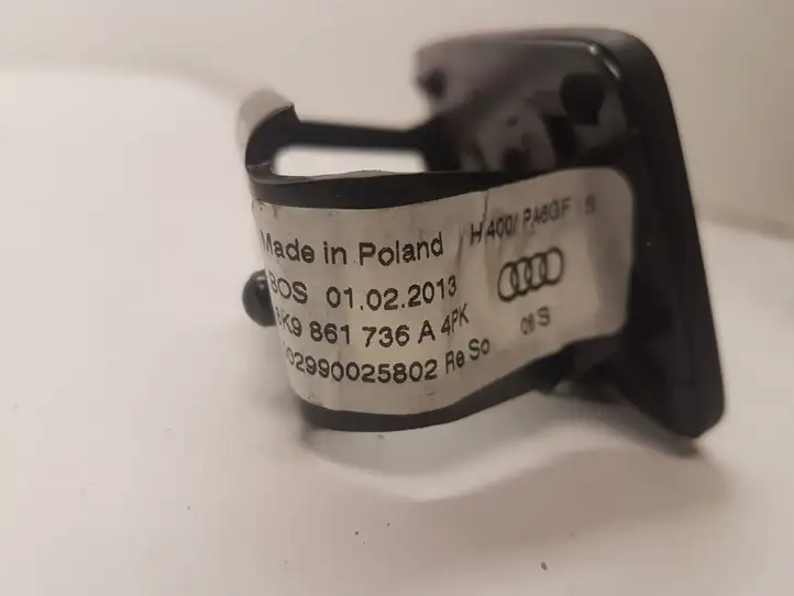 Audi RS4 (2012 - 2015) 8K9861736A Держатель шторки — фото 4