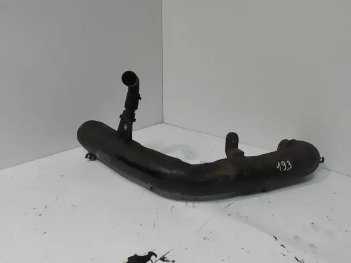 Volkswagen PASSAT B6 (2005 - 2010) 1K0129654AA Детали воздухозаборника — фото 1