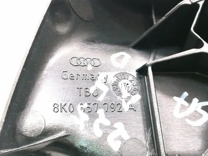 Audi A4 S4 B8 8K (2007 - 2011) 8K0857792A Прочие детали салона — фото 6