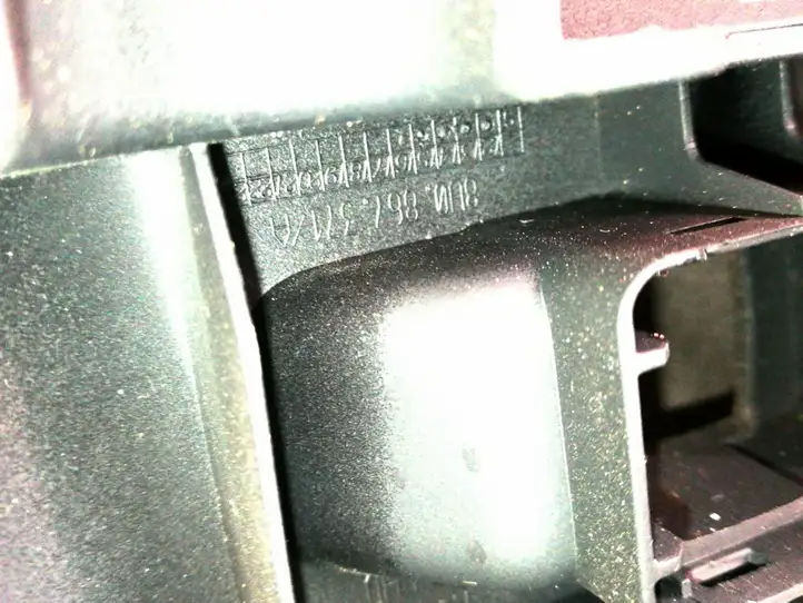 Audi Q3 8U (2011 - 2014) 8U0867371A Ручка двери / накладка — фото 5
