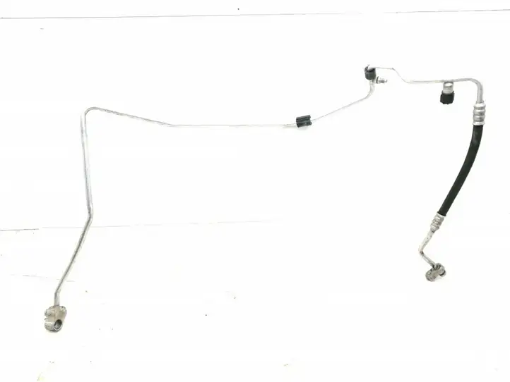 Audi Q3 8U (2011 - 2014) 8U0820741D Трубки и шланги кондиционера — фото 1