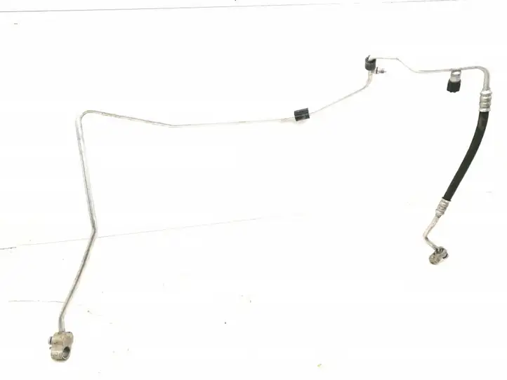 Audi Q3 8U (2011 - 2014) 8U0820741D Трубки и шланги кондиционера — фото 3