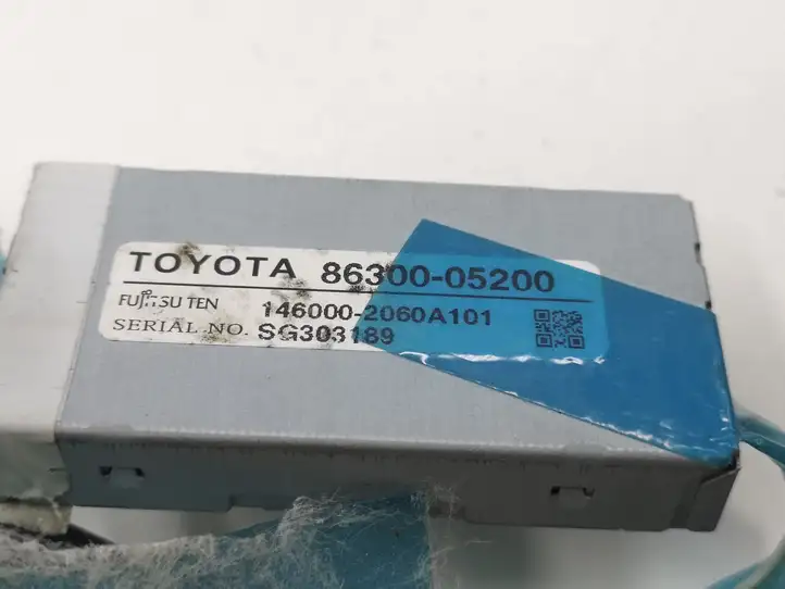 Toyota Avensis T270 (2009 - 2012) 8630005200 Усилитель антенны — фото 7