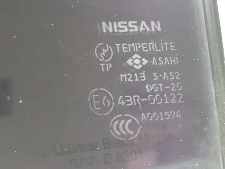 Nissan X-Trail T30 (2001 - 2007) Стекло задней двери — фото 4