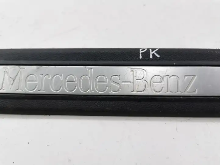 Mercedes-Benz A W169 (2004 - 2012) A1696801174 Внутренняя отделка переднего порога — фото 3