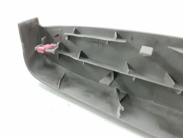 Toyota Yaris (2005 - 2009) 742210D020 Прочая отделка передней двери — фото 9