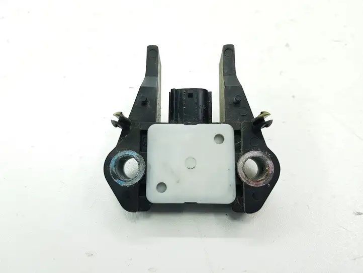 Toyota Yaris (2005 - 2009) 891730D020 Датчик удара SRS — фото 4